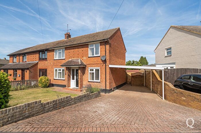 3 Bedroom Semi Detached House For Sale In Longridge, Sittingbourne, Kent, ME10