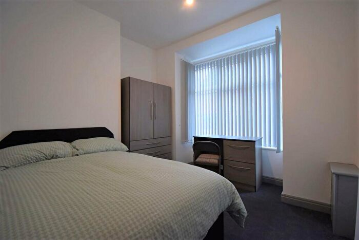5 Bedroom Terraced House To Rent In Raddlebarn Road Selly Oak, B29