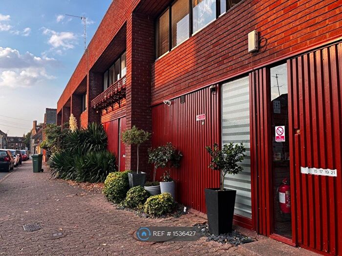 1 Bedroom Flat To Rent In Silver Street, Stony Stratford, MK11