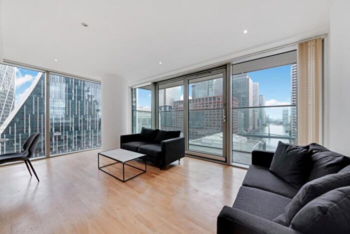 2 Bedroom Apartment To Rent In Landmark West Tower, E14