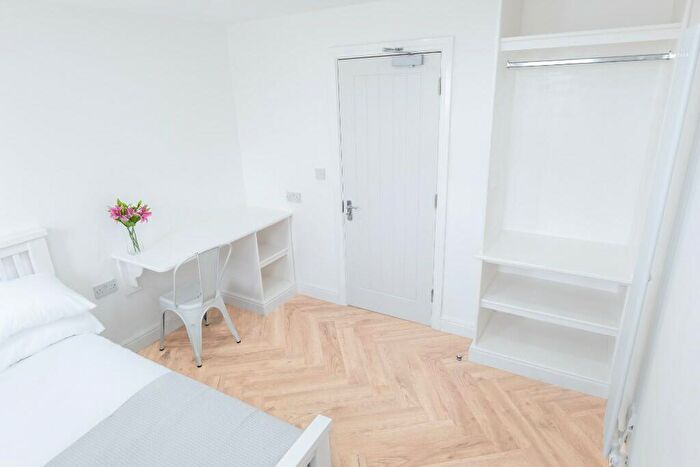 6 Bedroom Terraced House To Rent In Garmoyle Road, Liverpool, Merseyside, L15
