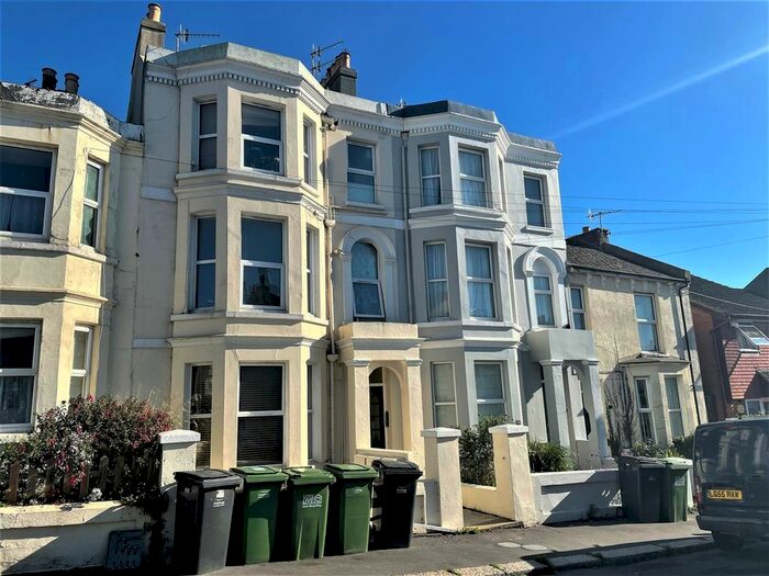 1 Bedroom Flat To Rent In Ashburnham Road, Hastings, TN35