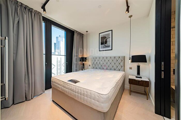 2 Bedroom Apartment To Rent In One Crown Place, Sun Street, London, EC2A