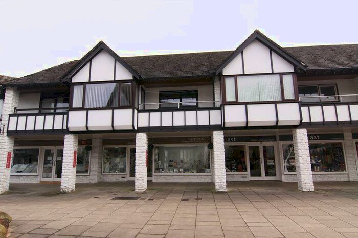 1 Bedroom Flat To Rent In Red Lion Yard, Okehampton, EX20