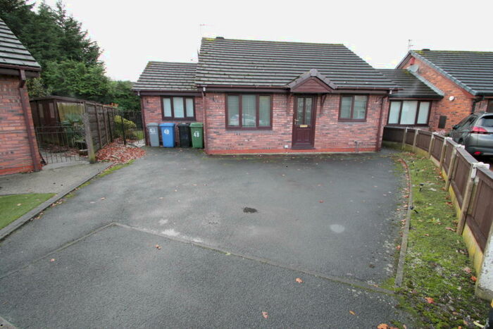 3 Bedroom Bungalow To Rent In Hardwick Road, Partington, M31