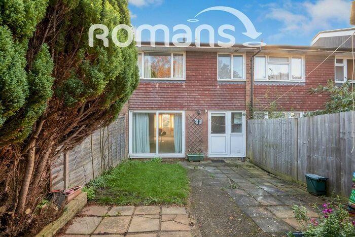 3 Bedroom Terraced House To Rent In Sandy Hill Road, Farnham, GU9