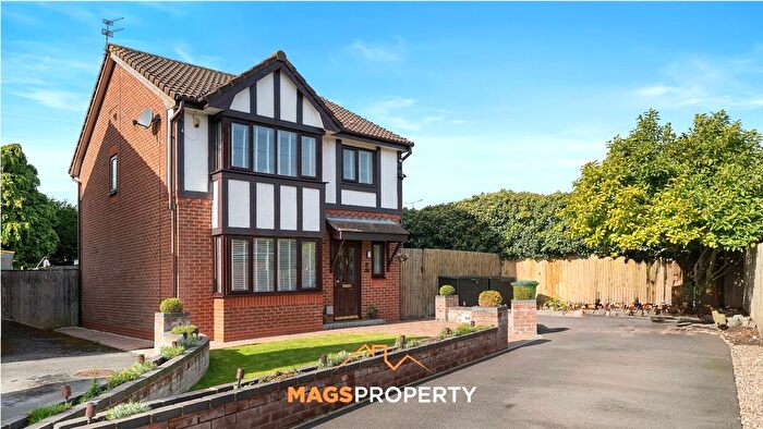 3 Bedroom Detached House For Sale In Hollocombe Road, Liverpool, L12