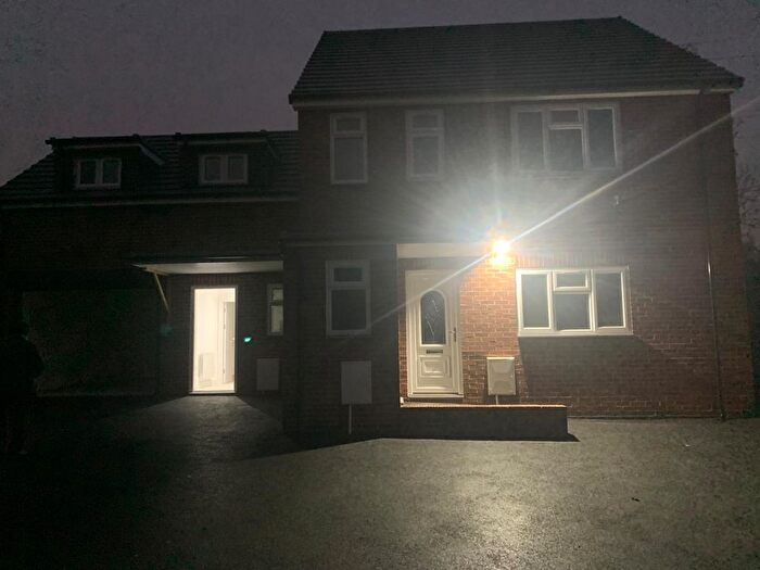 1 Bedroom Flat To Rent In Heronville Drive, West Bromwich, B70