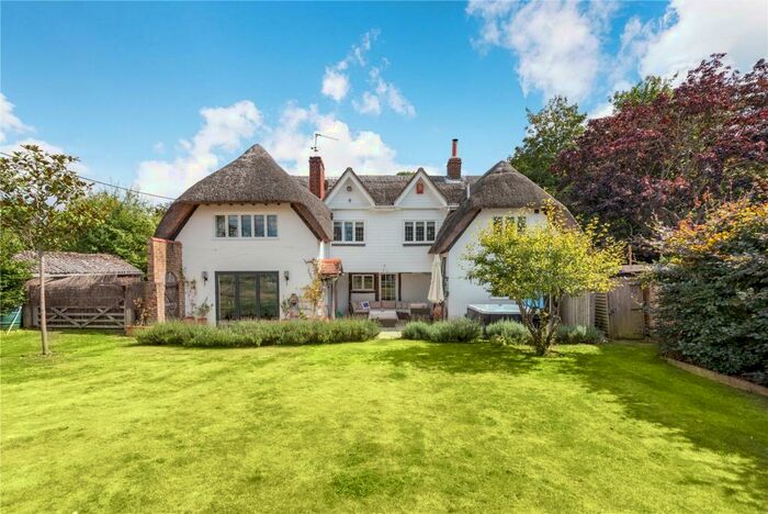 4 Bedroom Detached House For Sale In Westbrook, Newbury, Berkshire, RG20