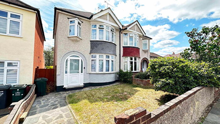 3 Bedroom Semi Detached House For Sale In Chastilian Road, Dartford, Kent, DA1