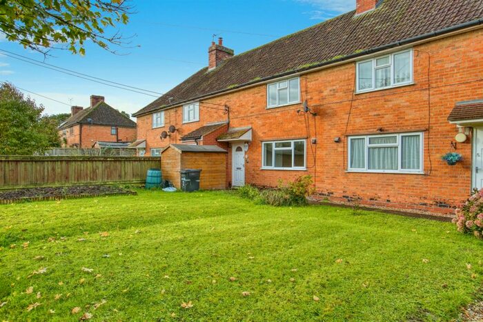 2 Bedroom Terraced House For Sale In Daisyfield, Rimpton, Yeovil, BA22