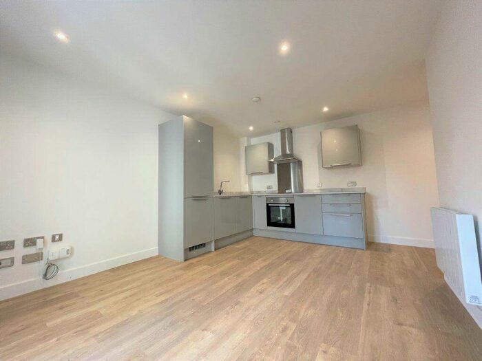 2 Bedroom Apartment To Rent In Aspect Point, Peterborough, PE1