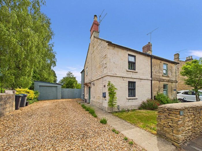 2 Bedroom Cottage To Rent In The Street, Yatton Keynell, SN14