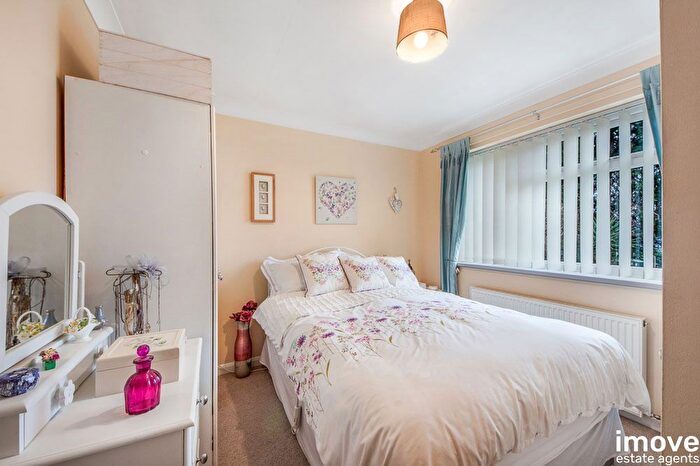 3 Bedroom Detached House For Sale In Fluder Hill, Kingskerswell, Newton Abbot, TQ12