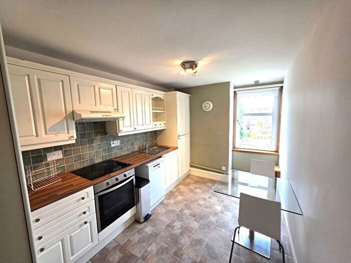 2 Bedroom Flat To Rent In St Swithin Street, West End, Aberdeen, AB10