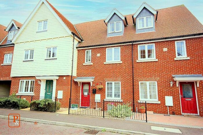 3 Bedroom Terraced House To Rent In Radvald Chase, Colchester, Essex, CO3