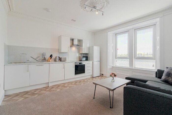 2 Bedroom Flat To Rent In Scott Street, Dundee, DD2
