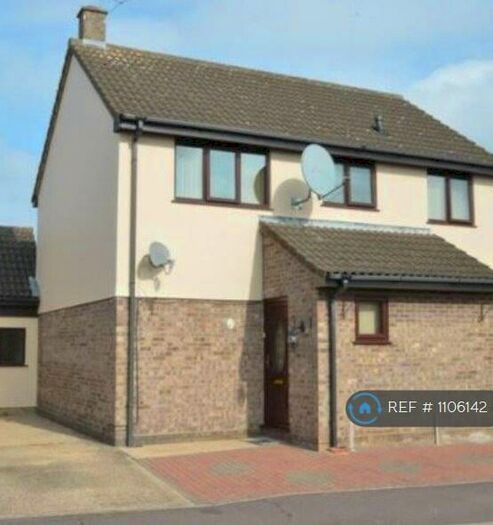 5 Bedroom Detached House To Rent In Robin Close, Mildenhall, Bury St. Edmunds, IP28