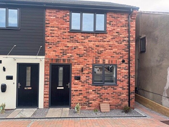 2 Bedroom Flat To Rent In Teewell Avenue, Bristol, BS16