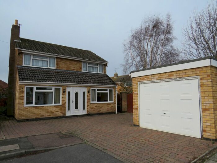 3 Bedroom Property To Rent In Sutton Close, Oadby, Leicester, LE2