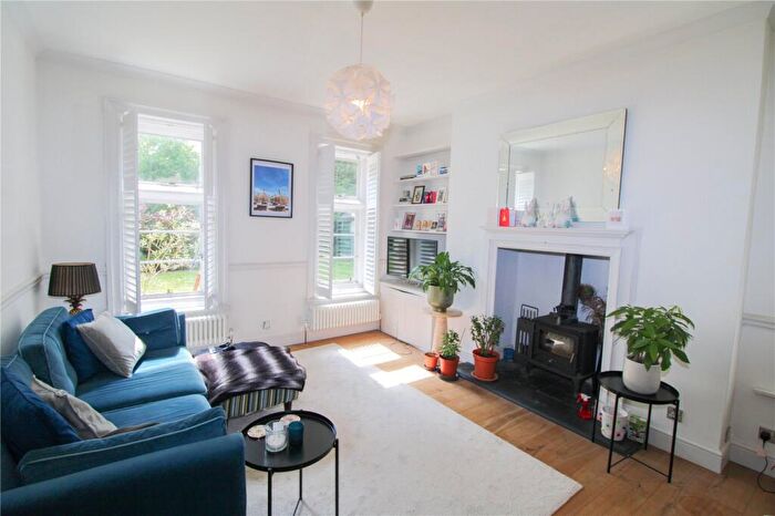2 Bedroom Maisonette To Rent In Crystal Palace Park Road, London, SE26
