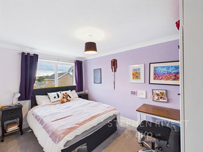 3 Bedroom Semi-Detached House For Sale In Winchester Close, Stowmarket, IP14