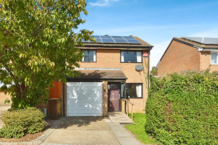3 Bedroom Detached House For Sale In Marjoram Place, Conniburrow, Milton Keynes, MK14