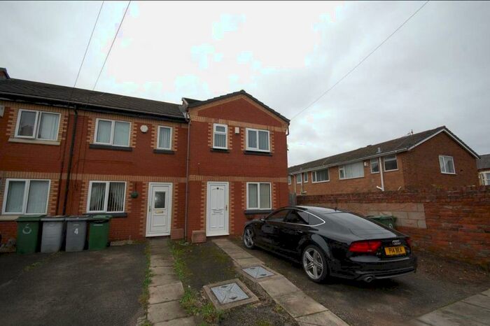 2 Bedroom End Of Terrace House To Rent In Rudgrave Square Wallasey Wirral, CH44