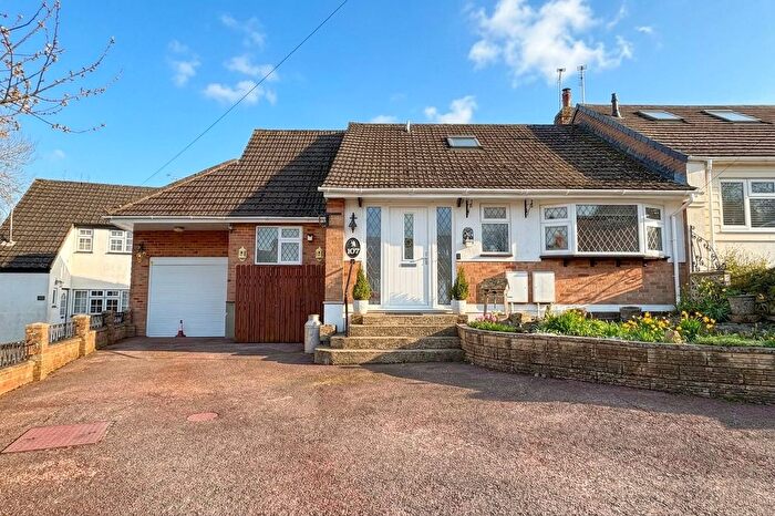 3 Bedroom Chalet For Sale In Sheering Mill Lane, Sawbridgeworth, CM21