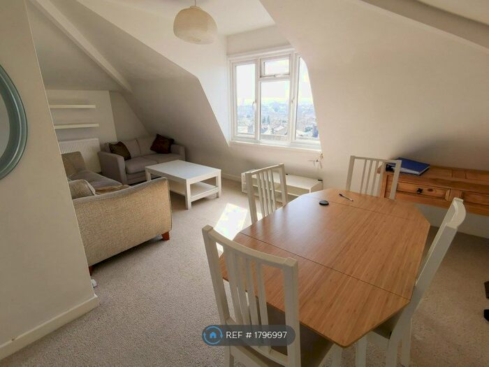 2 Bedroom Flat To Rent In Redland Road, Bristol, BS6