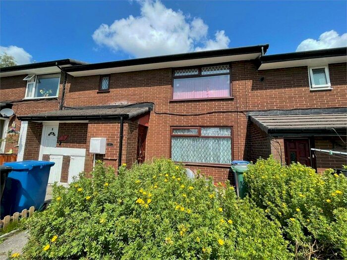 2 Bedroom Apartment To Rent In Trencherbone, Radcliffe, Manchester, M26