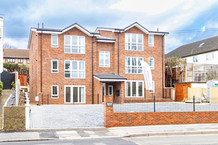 2 Bedroom Apartment To Rent In Merton Rise, Lawn Lane, Hemel Hempstead, Hertfordshire, HP3