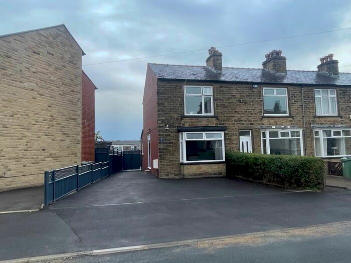 2 Bedroom Terraced House To Rent In Heatherfield Crescent, Marsh, Huddersfield, HD1
