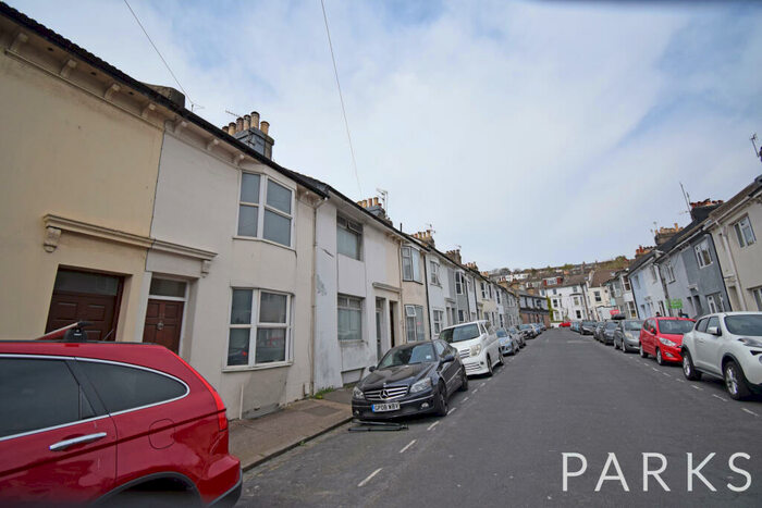 4 Bedroom Terraced House To Rent In Edinburgh Road, Brighton, East Sussex, BN2