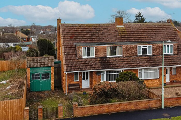 3 Bedroom Semi-Detached House For Sale In Manderston Road, Newmarket, CB8