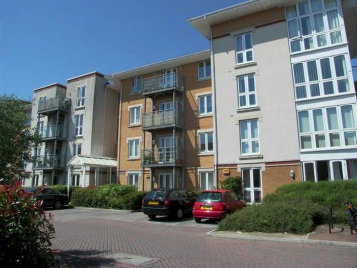 2 Bedroom Flat To Rent In Hawkeswood Road, Southampton, SO18
