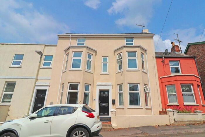 5 Bedroom House To Rent In Rosehill Street, Cheltenham, Gloucestershire, GL52