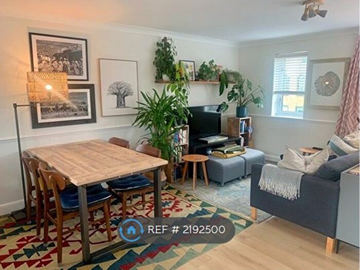 1 Bedroom Flat To Rent In Old Ford Road, London, E3