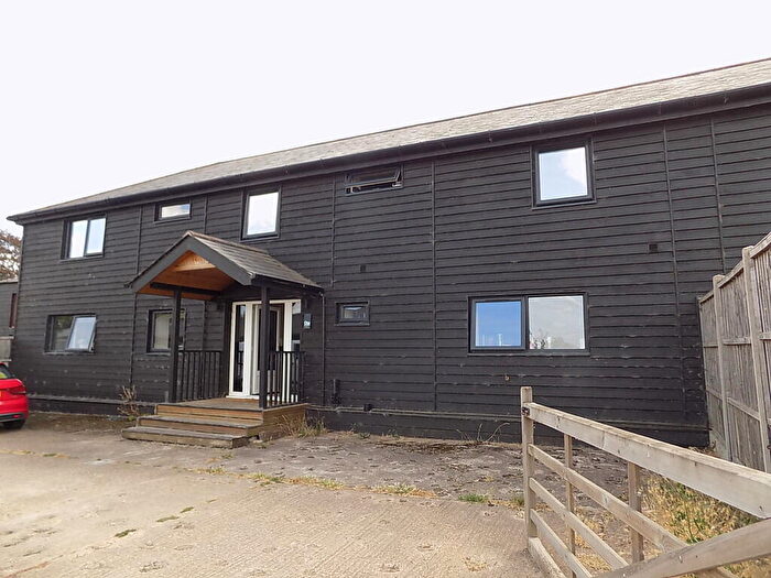 4 Bedroom Barn Conversion To Rent In Fodder Fen, Manea, PE15