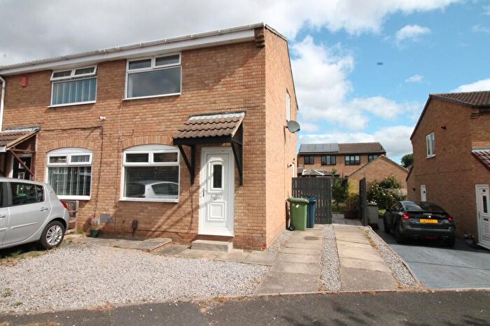 2 Bedroom Semi-Detached House To Rent In Greenhead Close, Oxclose, Washington, NE38