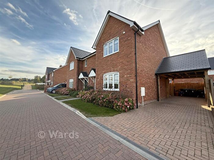 3 Bedroom Semi-Detached House For Sale In Gransden Road, East Malling, West Malling, Kent, ME19