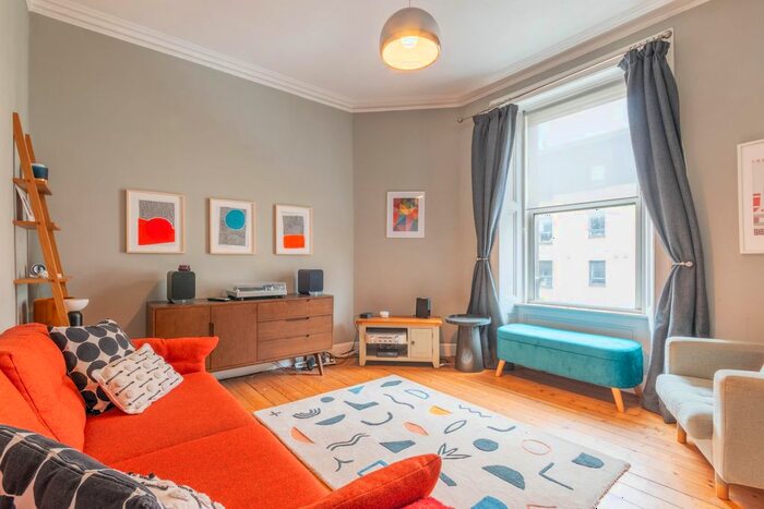 2 Bedroom Flat To Rent In Newhaven Road, Edinburgh, EH6