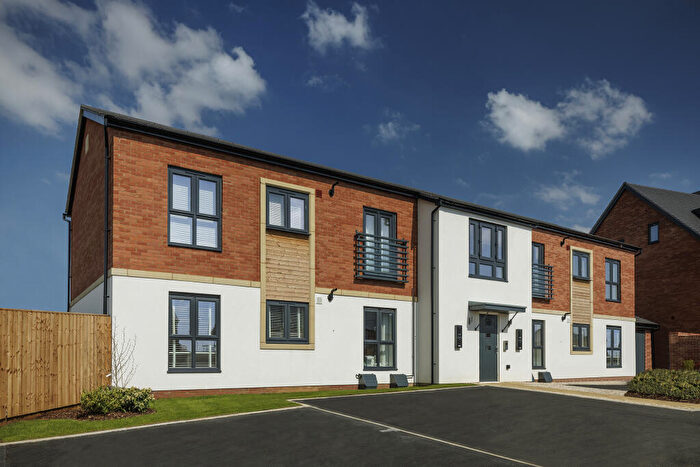 2 Bedroom Flat To Rent In Harrington Close, Northampton, NN5