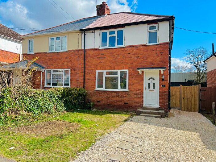 3 Bedroom Semi Detached House To Rent In Wellington Road, Andover, Hampshire, SP10