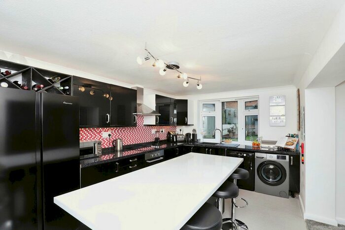 4 Bedroom Detached House For Sale In Belton Close, Dronfield Woodhouse, Dronfield, Derbyshire, S18