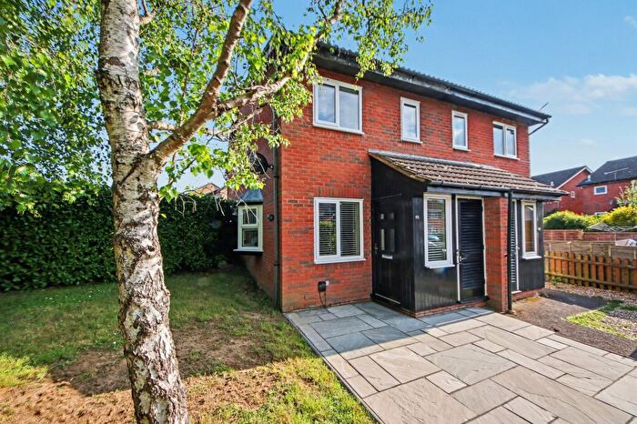 1 Bedroom Terraced House For Sale In Harbourne Gardens, West End, SO18