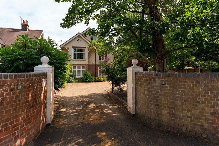 2 Bedroom Flat For Sale In Mile End Road, Norwich, NR4