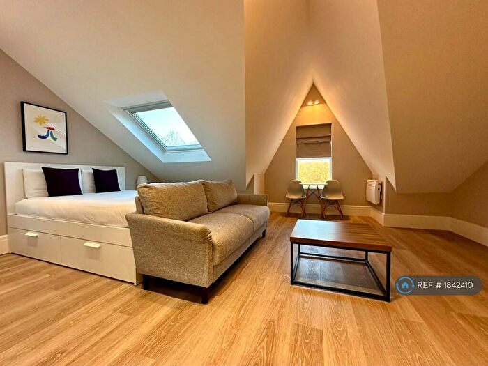 1 Bedroom Flat To Rent In Highgate, London, N6