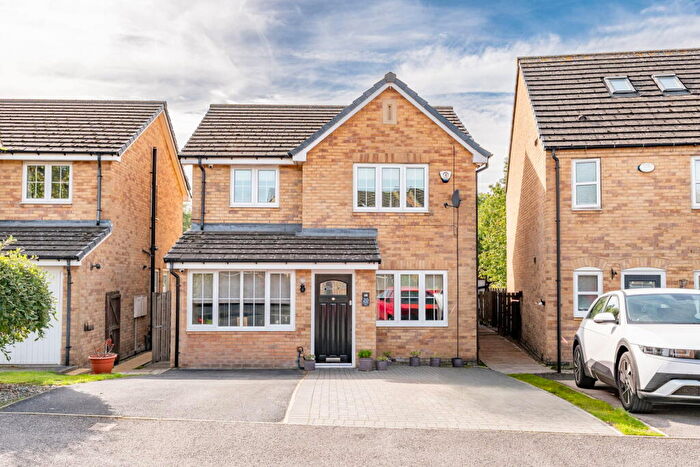 3 Bedroom Detached House For Sale In Lyndhurst Bank, Penistone, Sheffield, S36