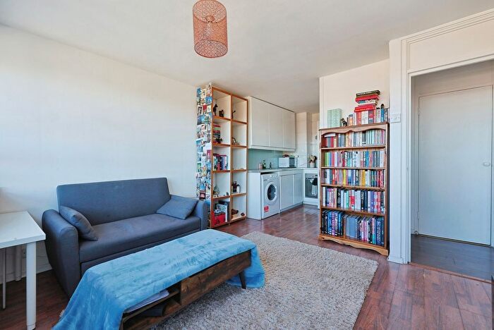 1 Bedroom Flat For Sale In Bullen Street, London, SW11